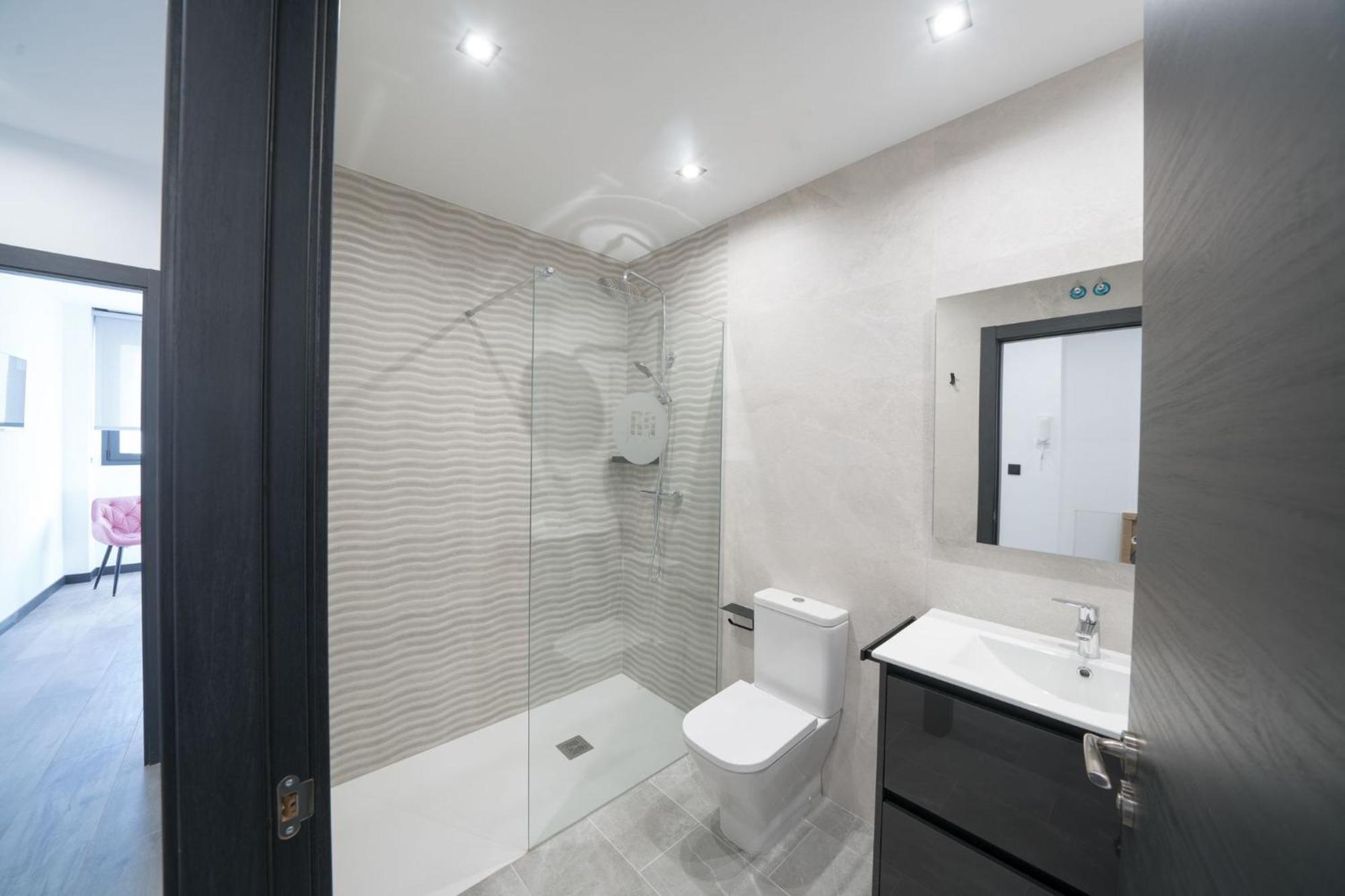 Apartamentos Go La Circular-Parking Gratuito Valladolid Kültér fotó