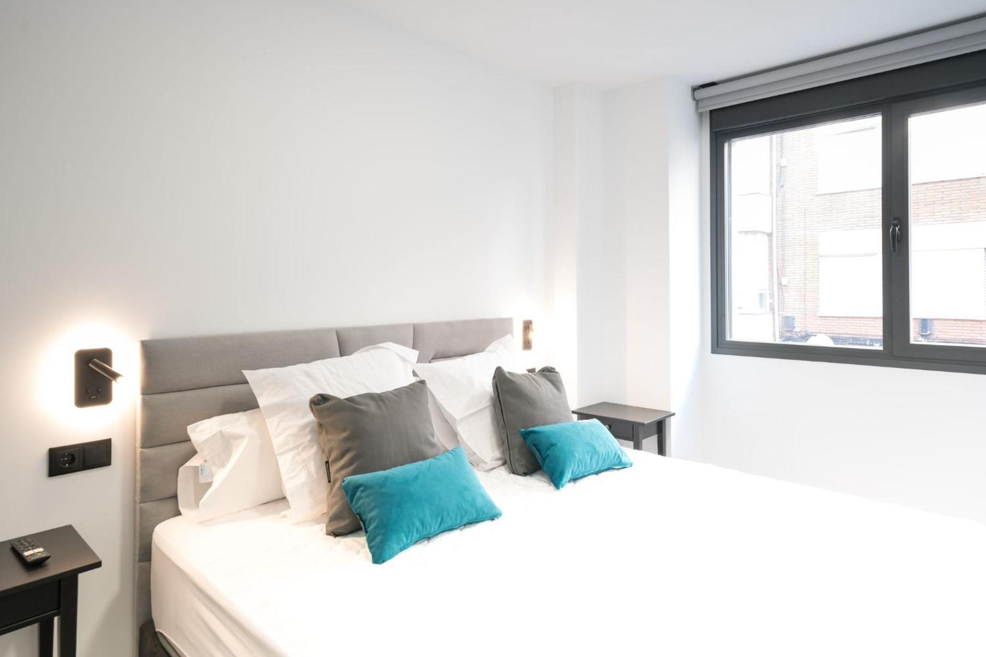 Apartamentos Go La Circular-Parking Gratuito Valladolid Kültér fotó